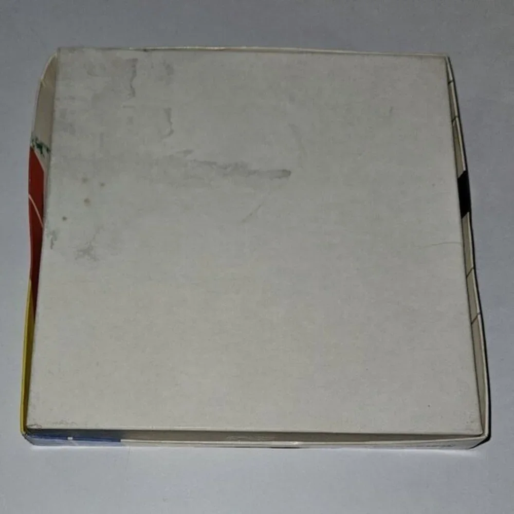 9 VTG Marshall's Photo Coloring Pencils Red Yellow Green Purple Brown (BOX WEAR)